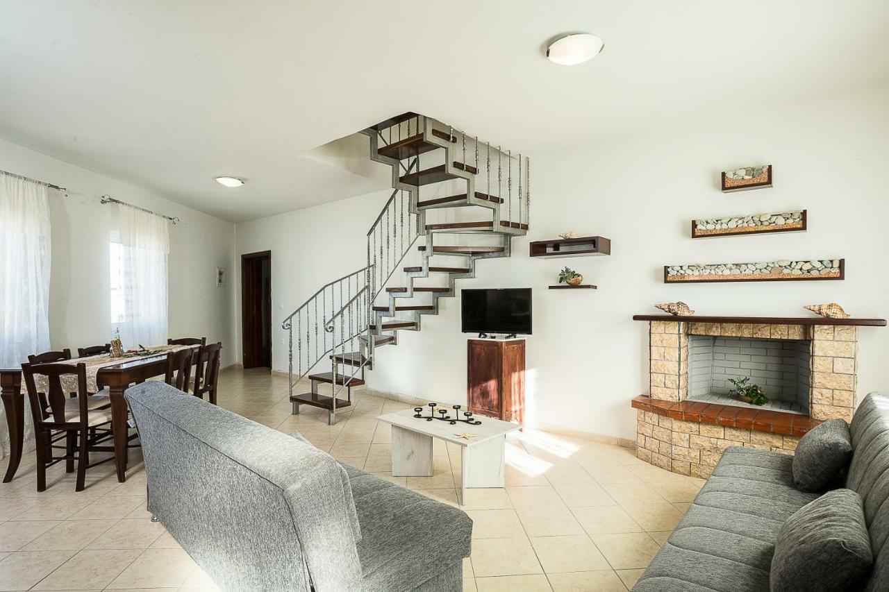 Sea Side House Rapanas Villa Фаласарна Екстериор снимка